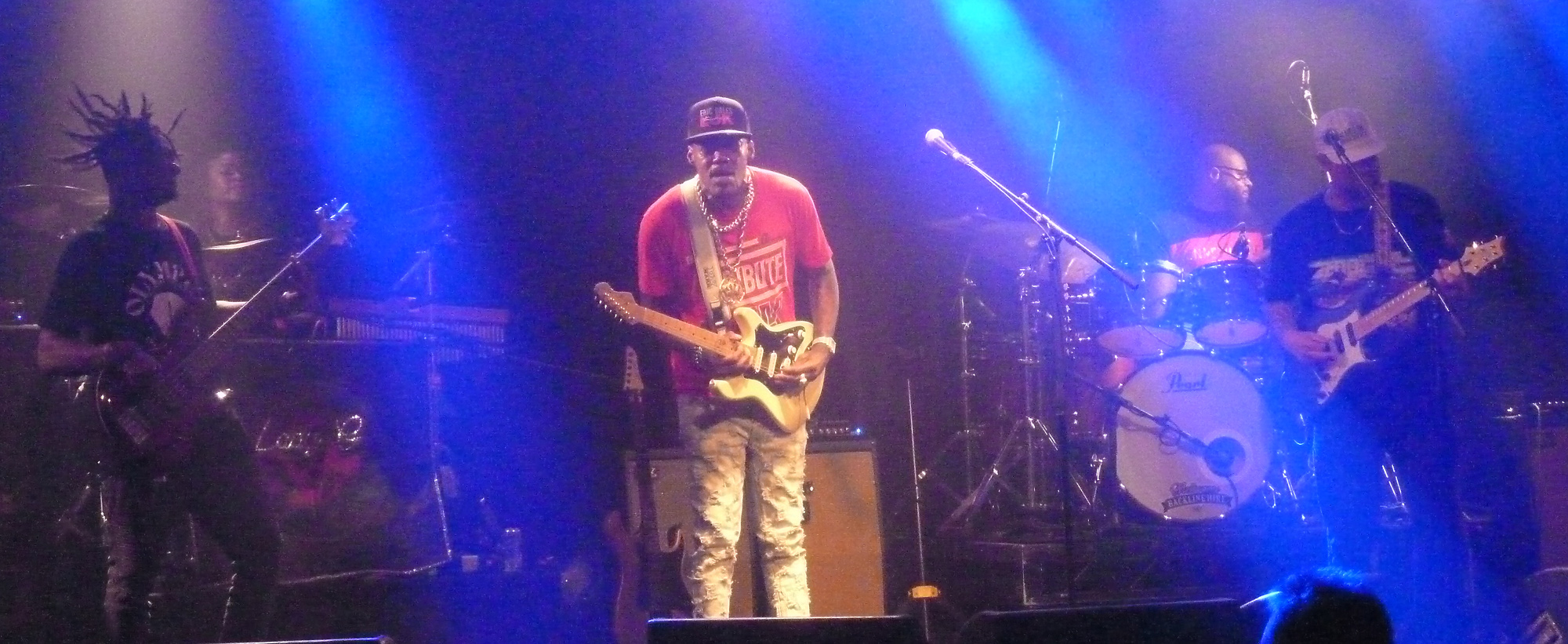 EricGales2025-11-24TheGovernorHindmarshHotelAdelaideAustraliaEricGales2025-11-24TheGovernorHindmarshHotelAdelaideAustralia (2).jpg